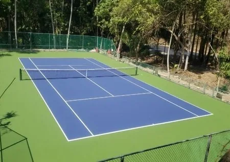 Cancha de tenis privada en Cuernavaca, Morelos, pintada por PLAYKO